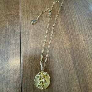 Plunder flower necklace